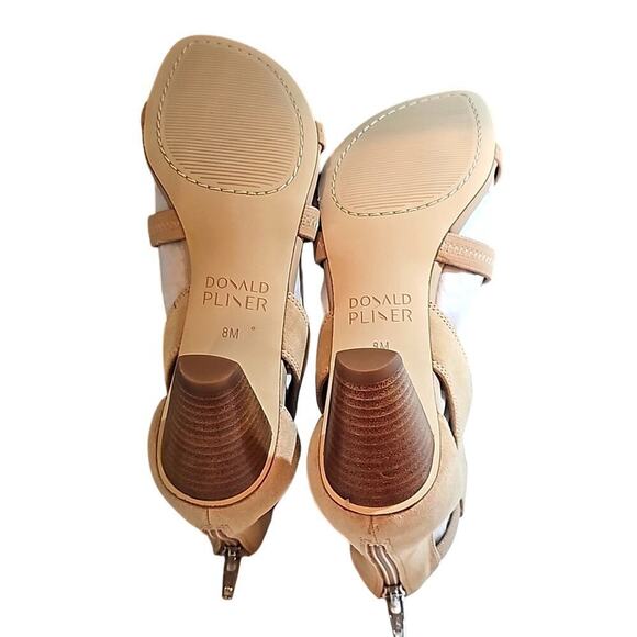 NWT Donald J. Pliner Leather Caged Strap Sandal w 2" heel. 8M SAND - Picture 9 of 13